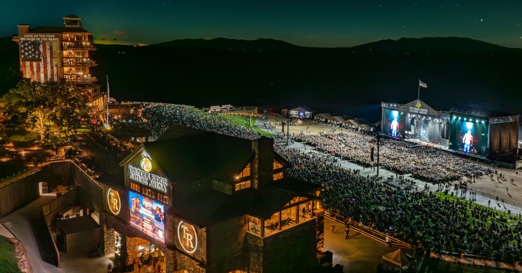 SMX World Championship Announces Multi-Year Partnership with Bass Pro Shops