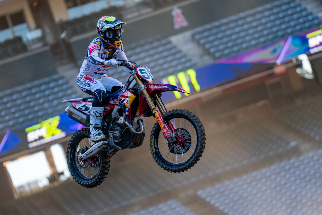 Justin Barcia Provides Update After Scary Anaheim 1 Crash