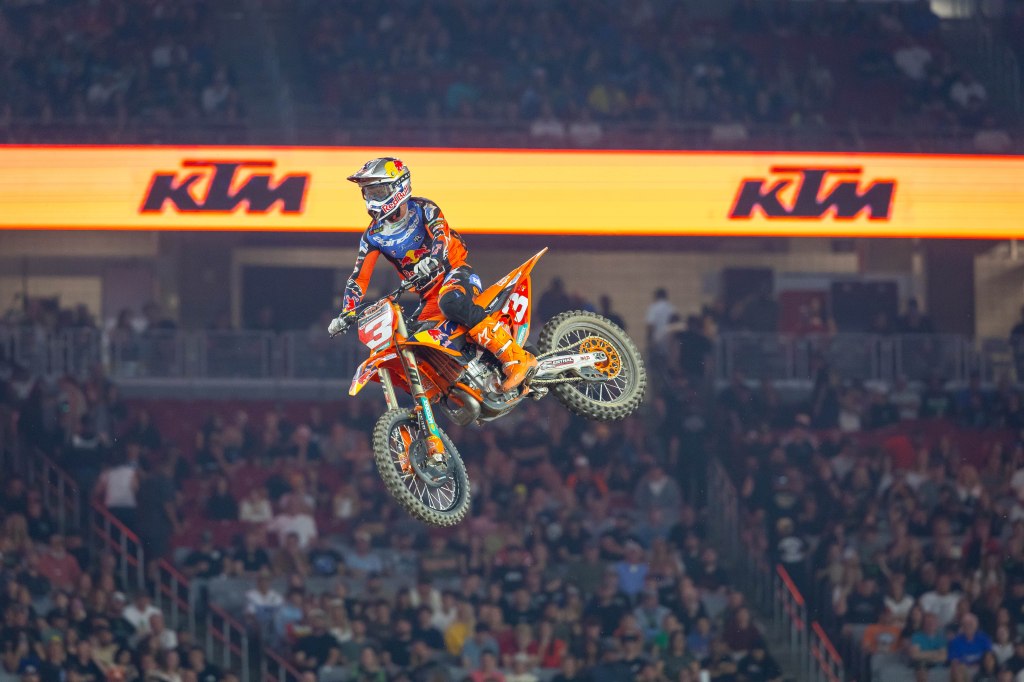 Eli Tomac on his First Turn Crash in Glendale